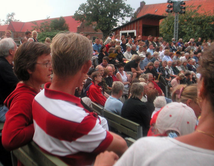 Ann och Sten på friluftsteater