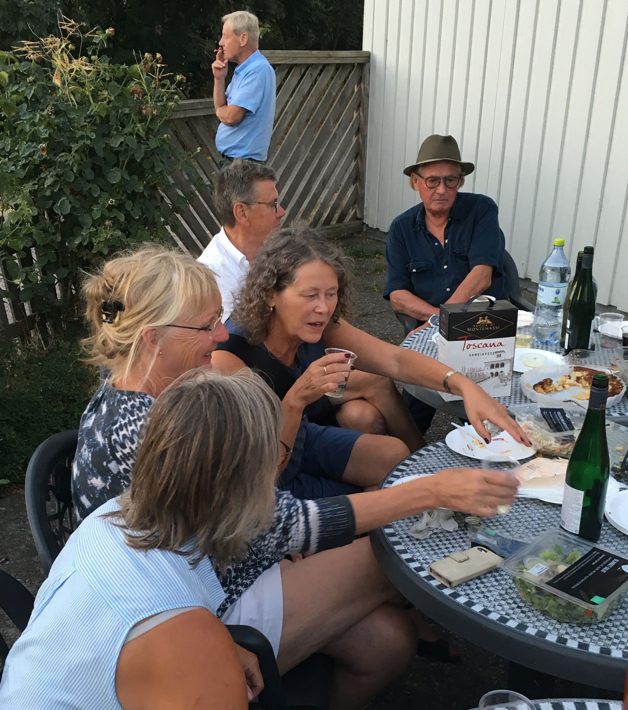 Hemlagad paj med vin
